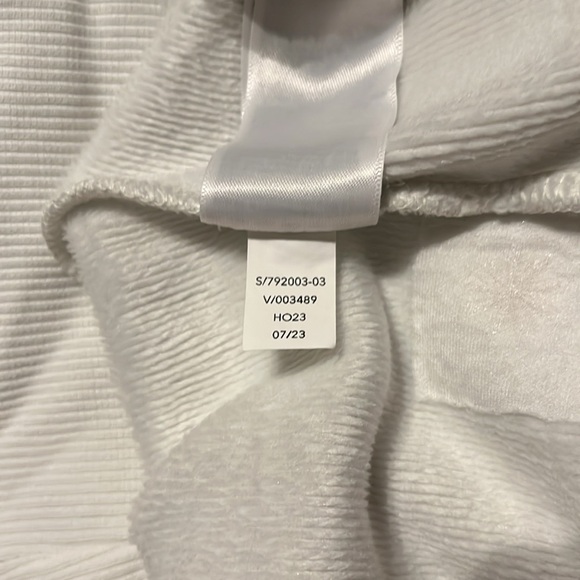 NWOT Athleta | Cozy Karma Hoodie Sweatshirt | Fog Gray Heather | Size S - Picture 9 of 12